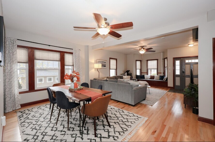 Building Photo - 331 E High St