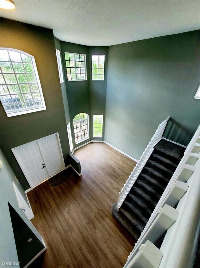 Building Photo - 4 br, 2.5 bath House - 19377 SW 65th St