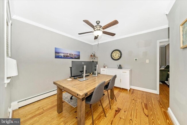 Building Photo - 313 N Market St