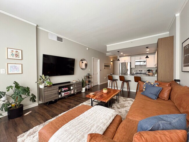 Building Photo - 1975 N Grant St