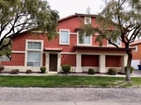 Building Photo - Pine Ridge Townhomes