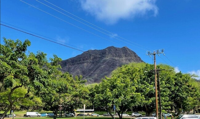 Building Photo - Diamond Head Ambassador - Available Now