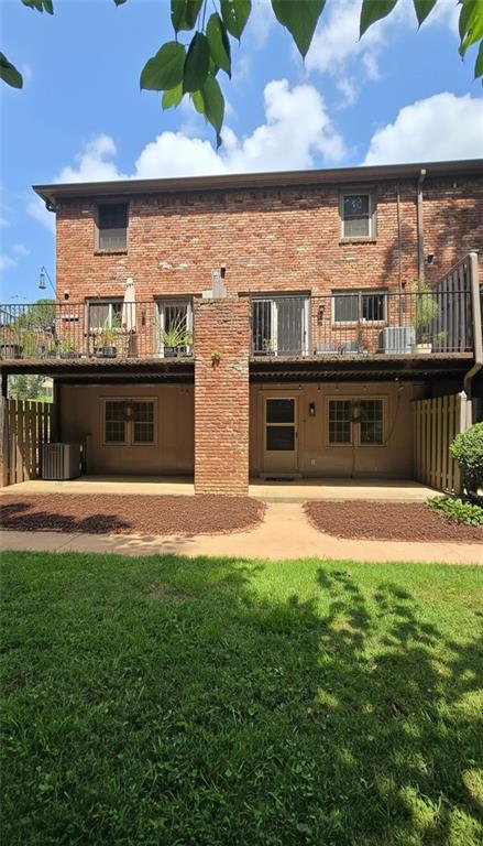 Building Photo - 3095 Colonial Way