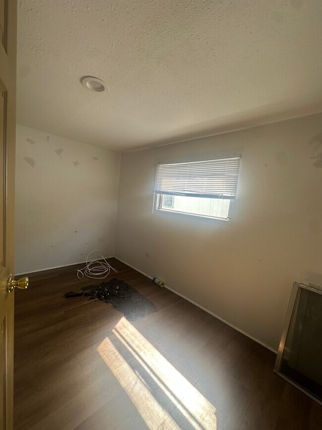 Building Photo - 4 Oleander Cir