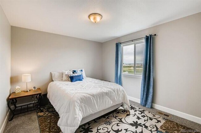 Building Photo - Single Family Home in Broomfield for RENT