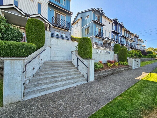 Building Photo - Modern 3-Story Tacoma Condo – Downtown Cit...