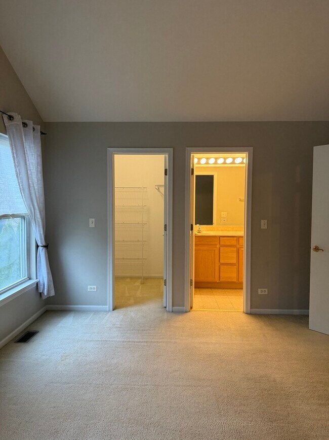 Building Photo - 11717 S Derby Ln