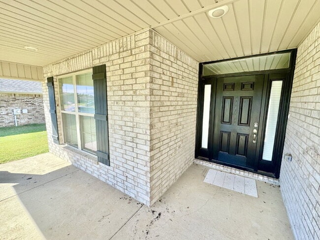 Building Photo - 8437 Grayce Dr