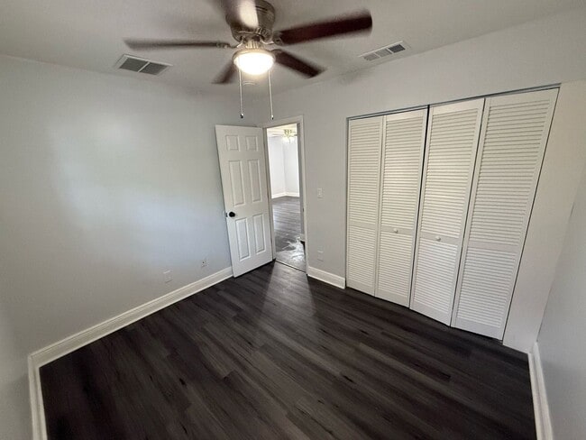 Building Photo - NEW, LOWER PRICE! 3/1 Duplex AVAILABLE NOW!