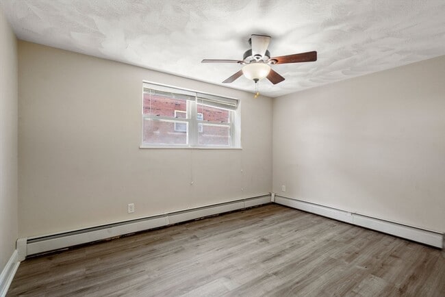 Building Photo - 1105 Lexington St