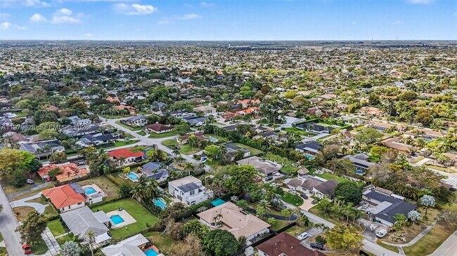 Building Photo - 13621 SW 103rd Ave