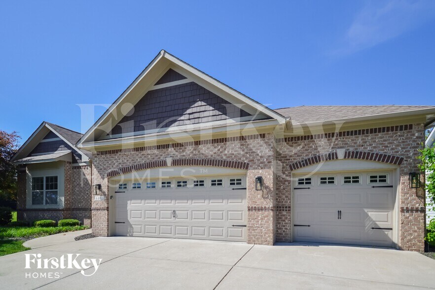 Building Photo - 4405 Nottinghill Dr