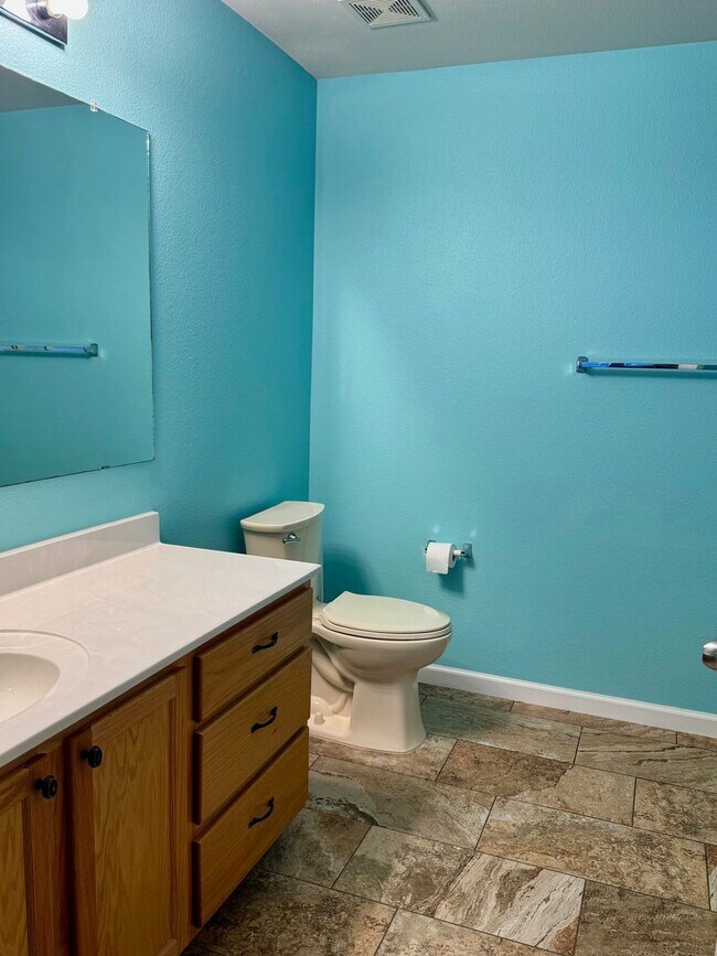 Building Photo - 232 Weeping Willow