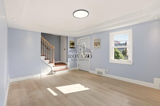 Building Photo - 58 Melrose Terrace