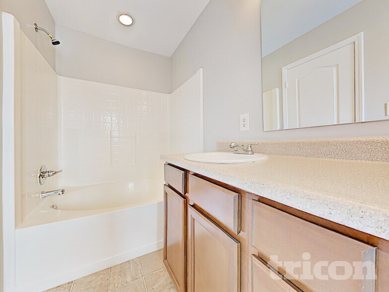 Building Photo - 4164 Galena Dr