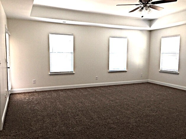 Building Photo - 452 Brick Kiln Dr