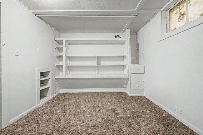 Building Photo - Virginia Village 4 Bed / 1 Bath for rent