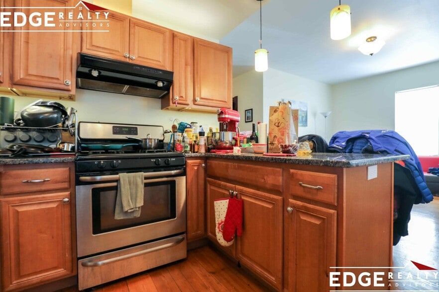 Building Photo - 5 Smythe St