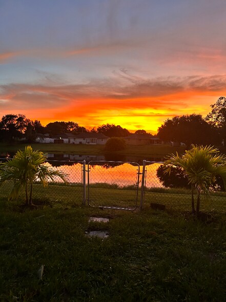 Building Photo - 437 Via Palermo Ct