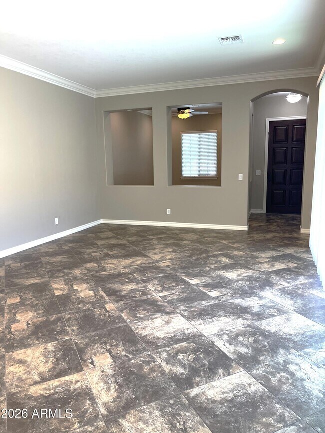 Building Photo - 2543 E Penedes Dr