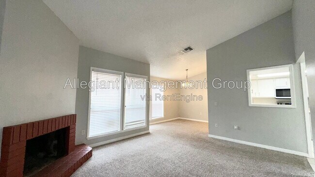 Building Photo - 655 Trinidad Ct