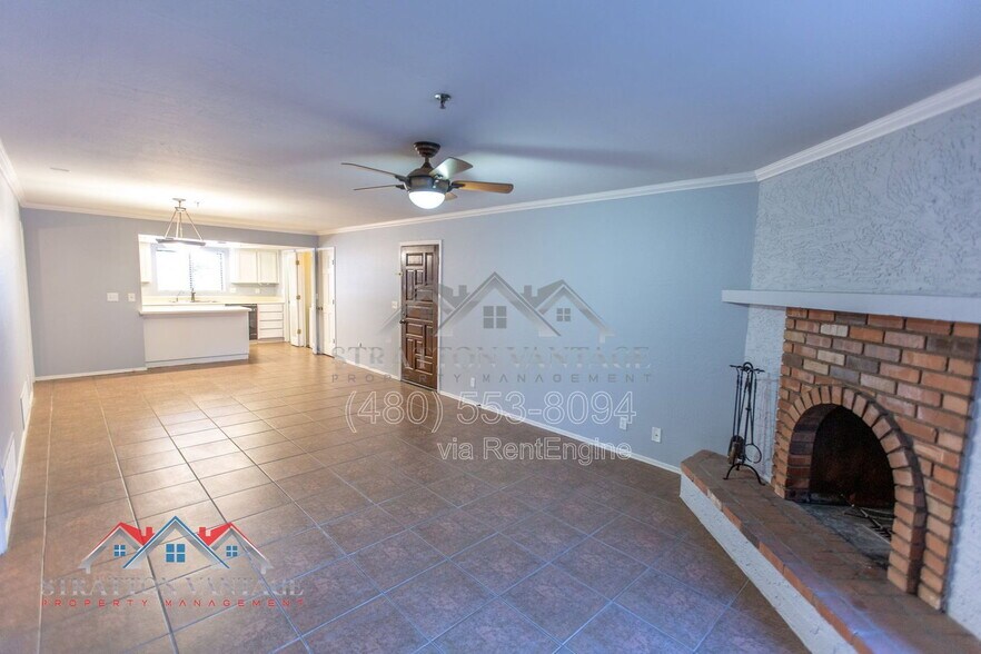 Building Photo - 3031 N Civic Center Plaza