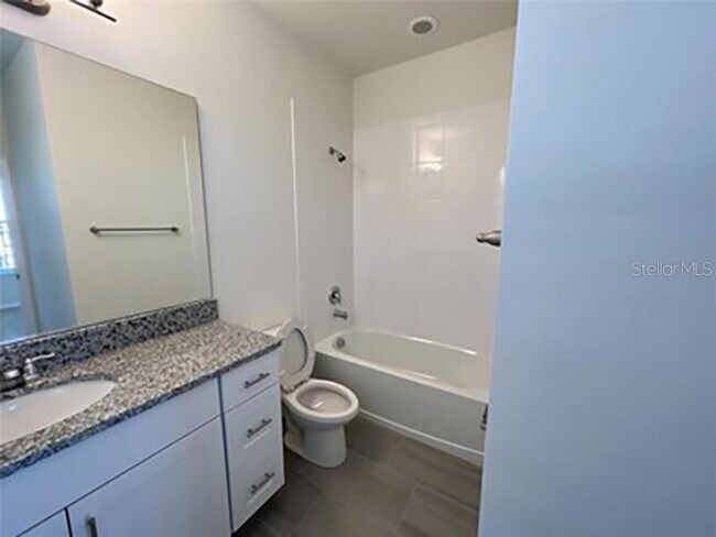 Building Photo - 15663 Pelican Cay Dr