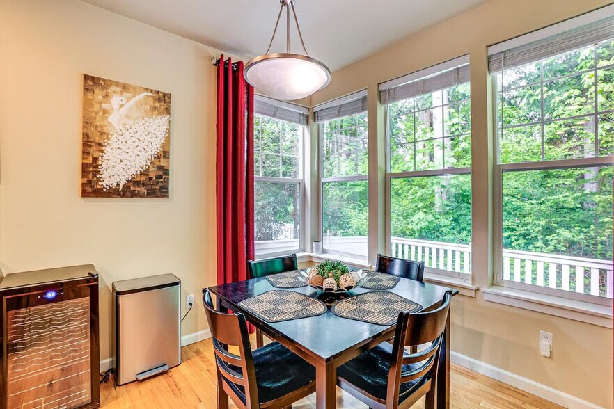 Building Photo - 23914 33rd Dr SE