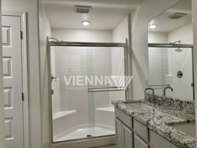 Building Photo - 1262 Bray Dr