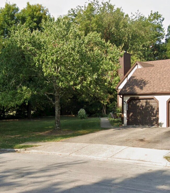 Building Photo - At Last This Is What You've Been Searching For, Updated 2 bdrm 1 bath Condo