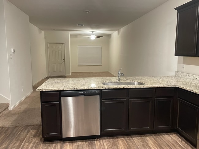Building Photo - 10966 Delight Grove