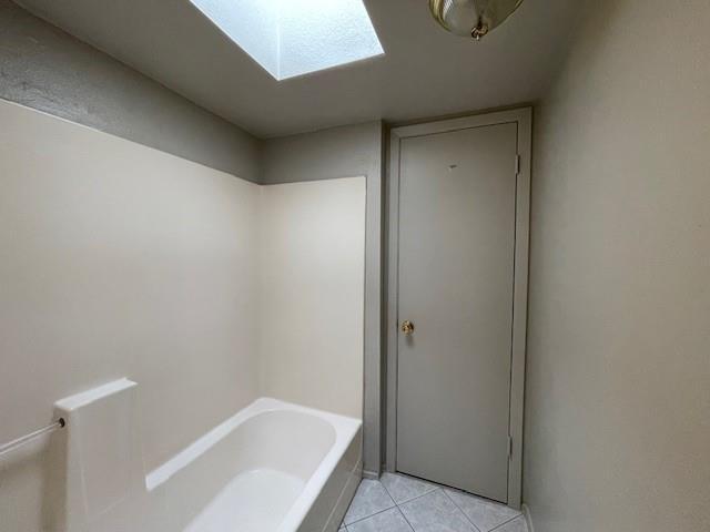 Building Photo - 8808 Mountain Ridge Dr