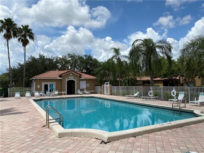Building Photo - 16045 Emerald Cove Rd