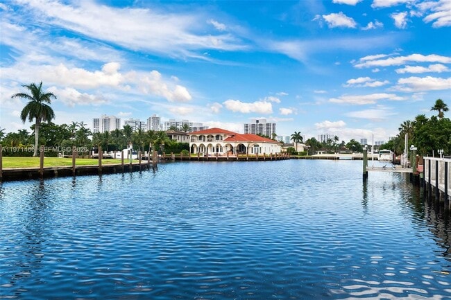 Building Photo - 600 Layne Blvd