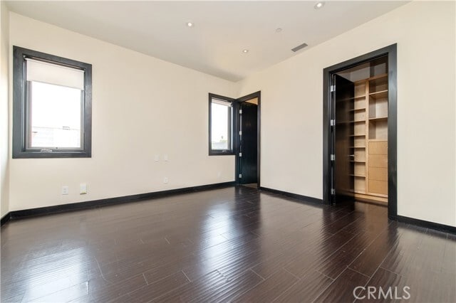 Building Photo - 268 S Clark Dr