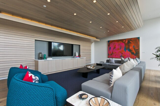 Building Photo - Spectacular ocean view Ae'o Studio PET Fri...