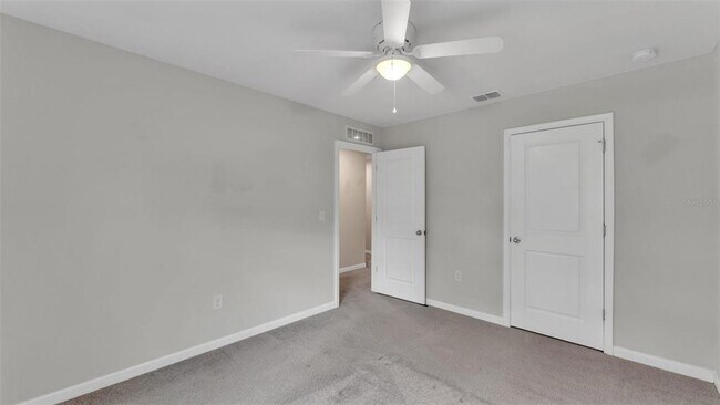 Building Photo - 1450 Haines Dr