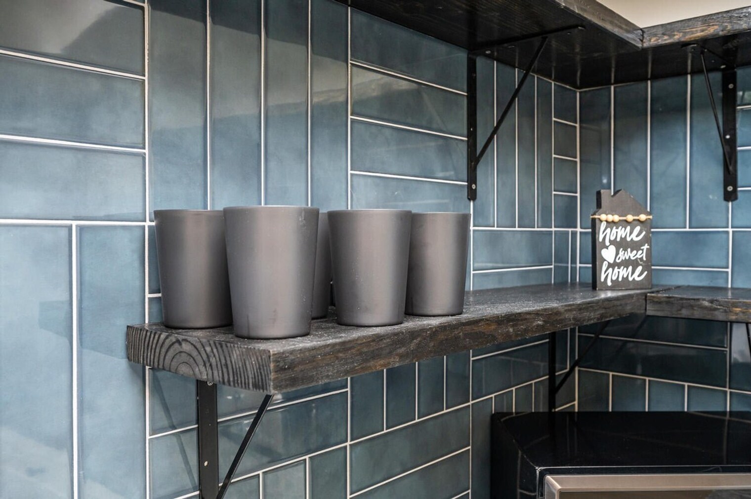 Building Photo - 1267 Sweet Pine Dr