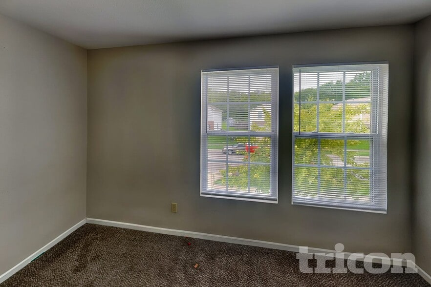 Building Photo - 3321 Hapsburg Way