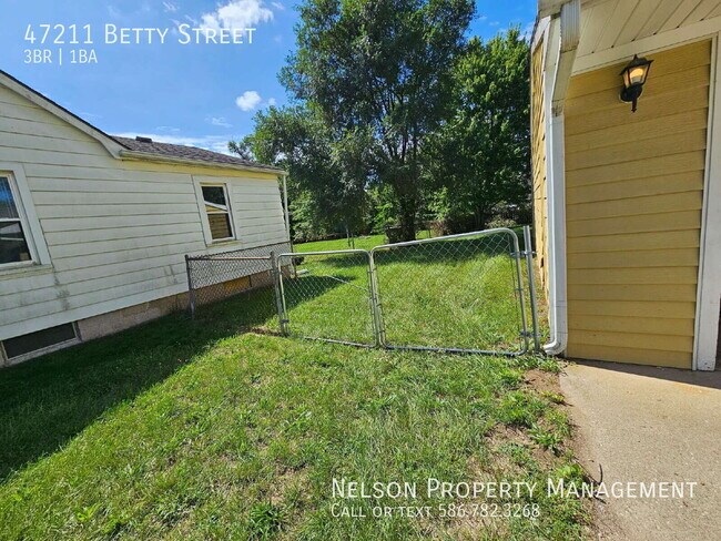 Building Photo - 47211 Betty St