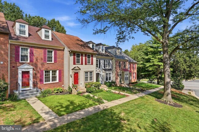 Building Photo - 7691 Northern Oaks Ct