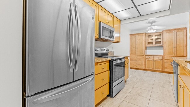 Building Photo - Beautiful Mountain Condo. 3 Bed-2Bath