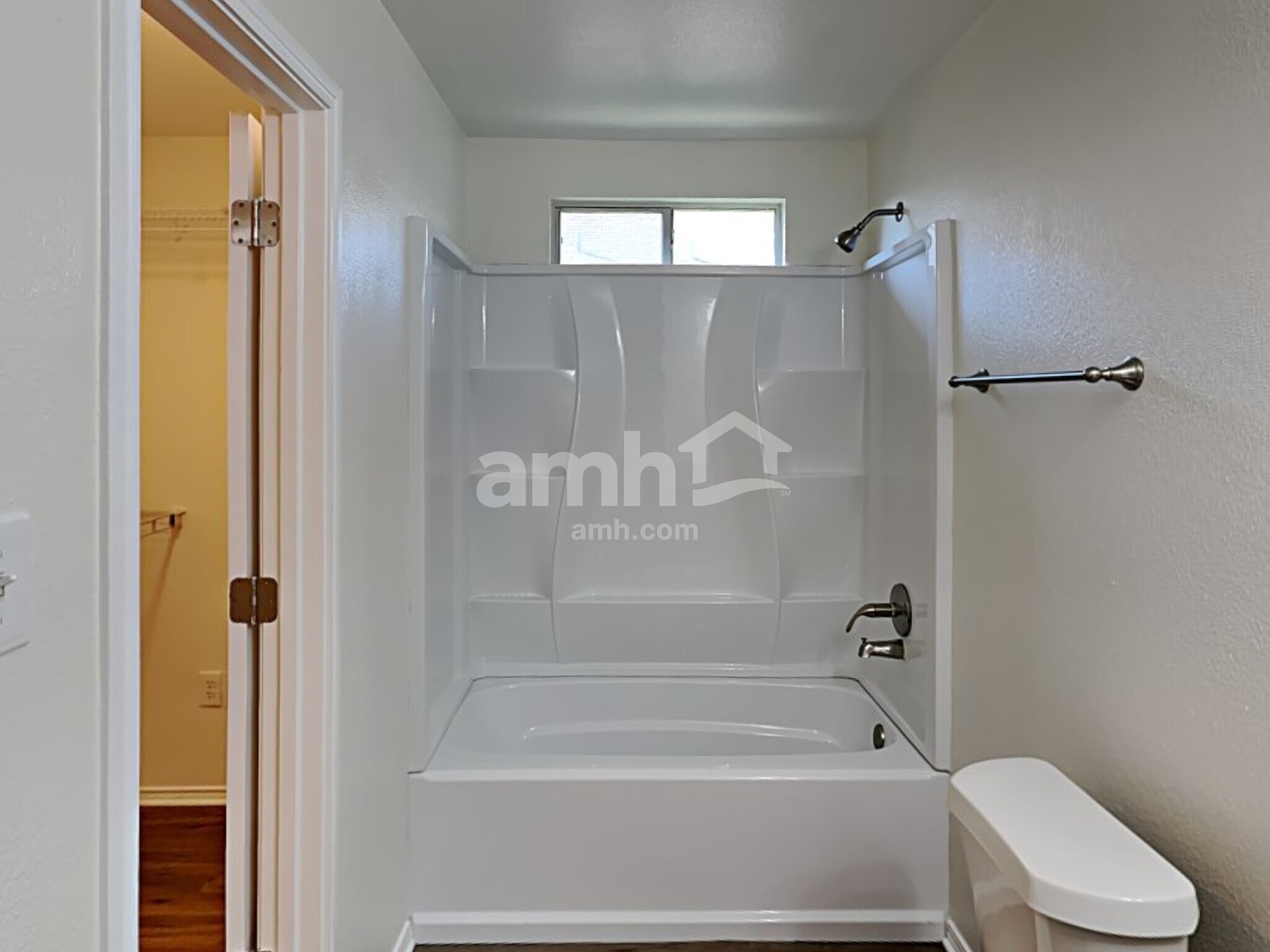 Building Photo - 3530 Lantana Falls