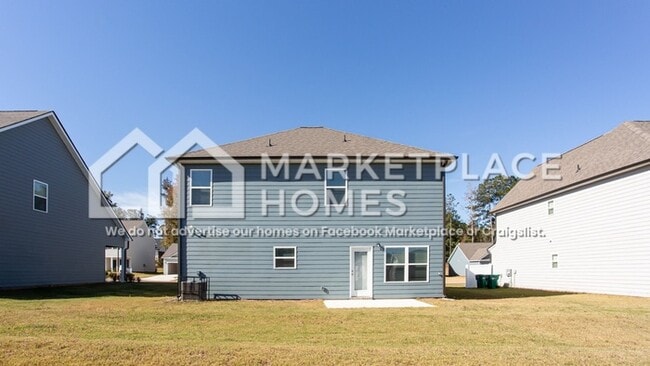 Building Photo - 211 Ww Carr Ave