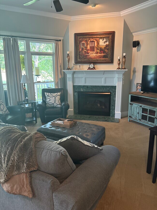Building Photo - 2713 Charleston Oaks Dr