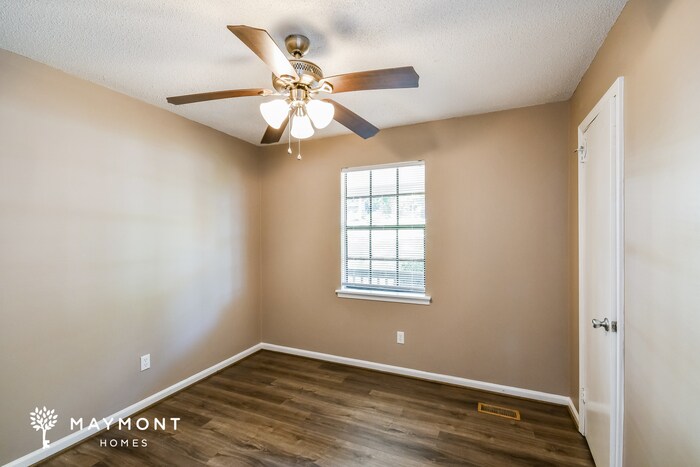 Building Photo - 1107 Startrek Ln