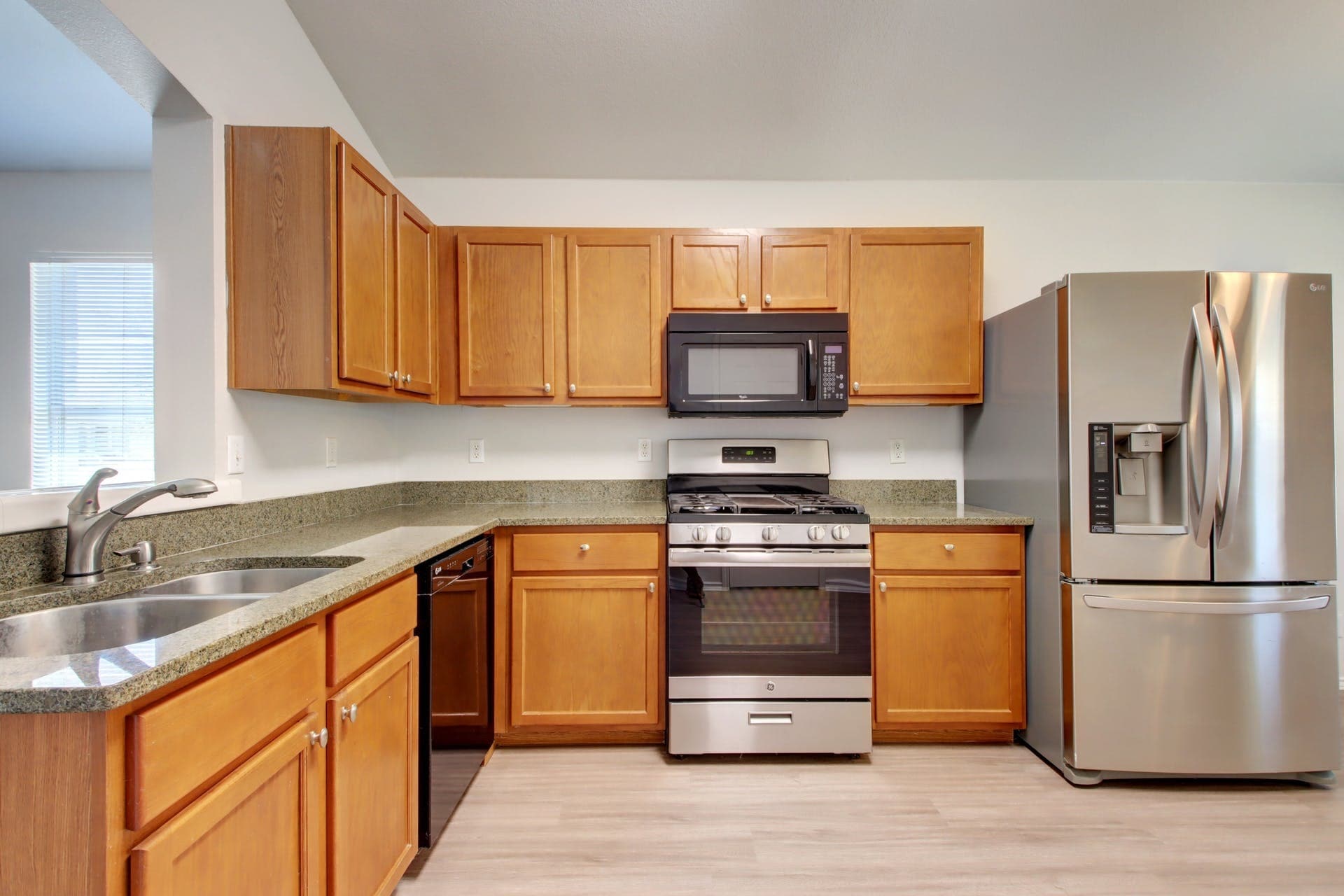 Building Photo - 218 Katy B Ln