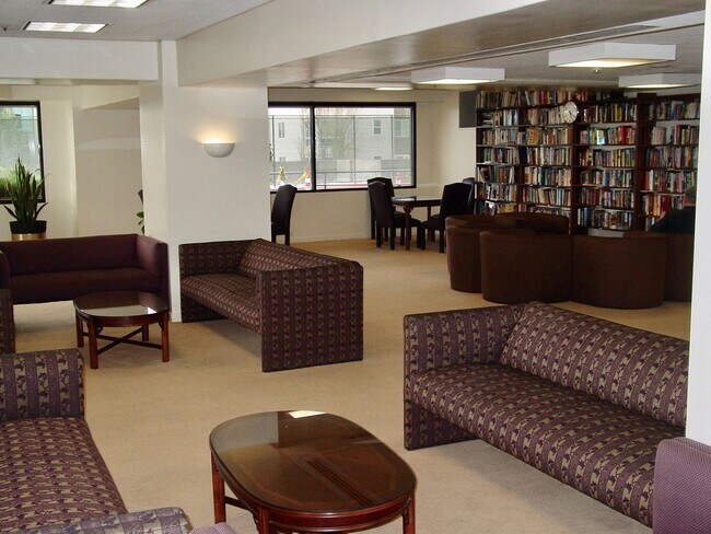 Building Photo - Newly Renovated Spacious 1BD/1 BA Property Available for Rent!!!