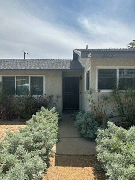 Primary Photo - 3024 Berros St