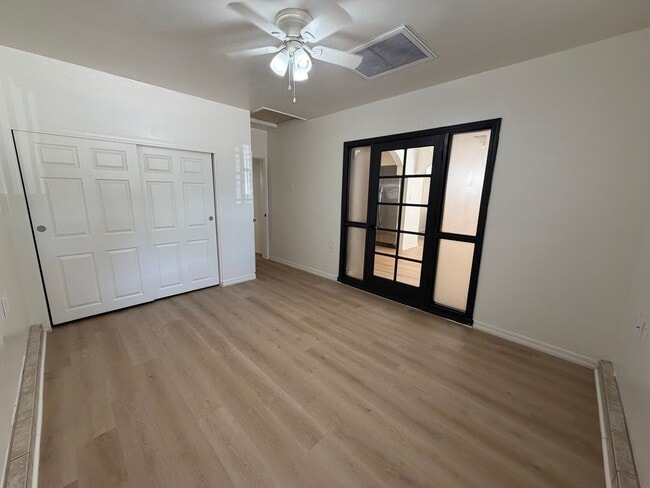 Building Photo - Spacious 4 Bed 3 Bath Single-Level Home | RV Gate | Huge Yard | Bright Open Layout